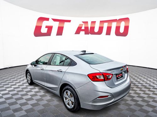 2018 Chevrolet Cruze LS Auto Lower Image 3