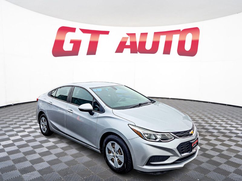 2018 Chevrolet Cruze LS Auto Upper Image 1