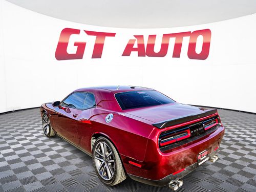 2023 Dodge Challenger R/T Lower Image 3