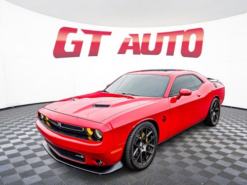 2016 Dodge Challenger R/T Scat Pack Lower Image 1