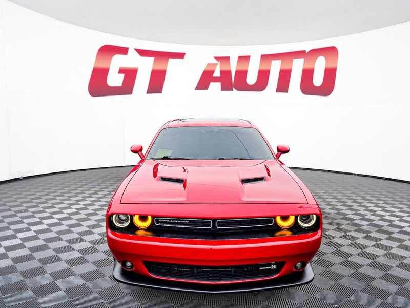 2016 Dodge Challenger R/T Scat Pack Upper Image 2