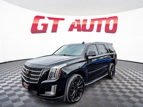 2018 Cadillac Escalade Luxury Lower Image 1