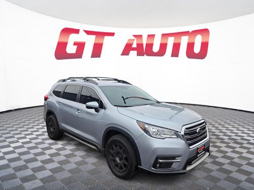8098 - 2019 Subaru Ascent Limited 8-Passenger
