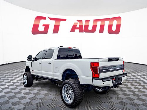 2021 Ford F-250 Super Duty Platinum Lower Image 3