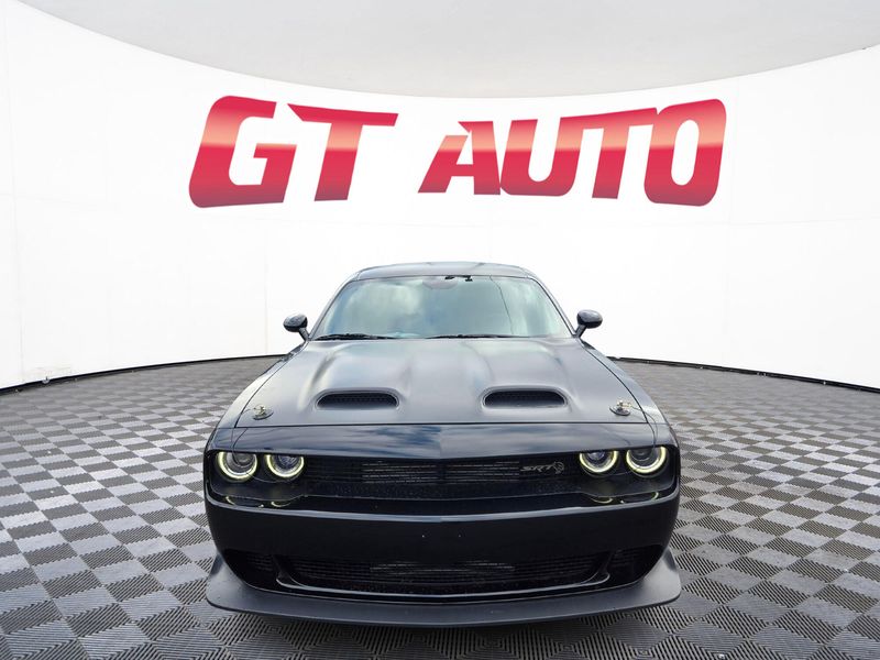 2022 Dodge Challenger SRT8 Hellcat Redeye photo 2