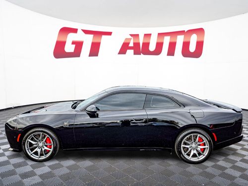 2024 Dodge Charger Daytona Scat Pack Lower Image 2