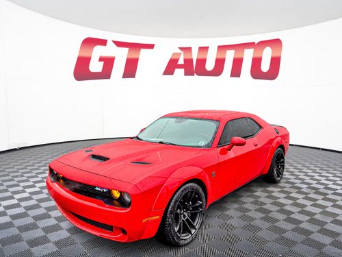 2022 Dodge Challenger R/T Scat Pack Lower Image 1