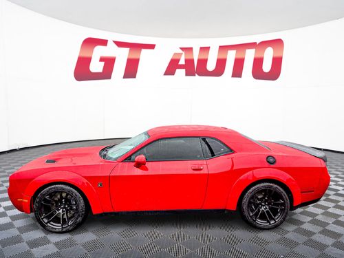 2022 Dodge Challenger R/T Scat Pack Lower Image 2