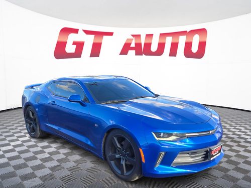 8123 - 2017 Chevrolet Camaro LT