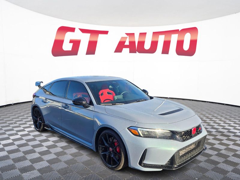 2025 Honda Civic Type R Upper Image 1