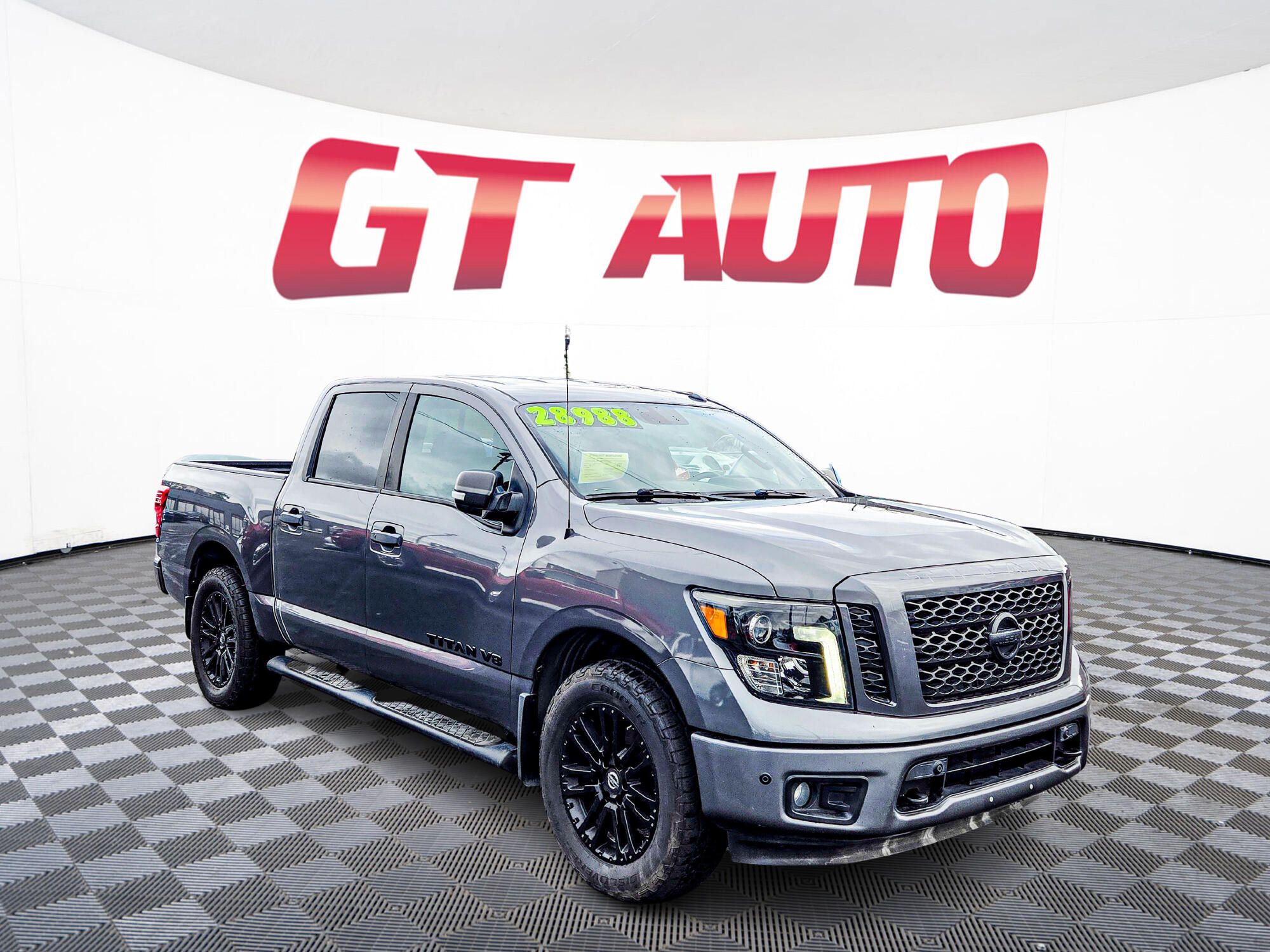 2018 Nissan Titan SV