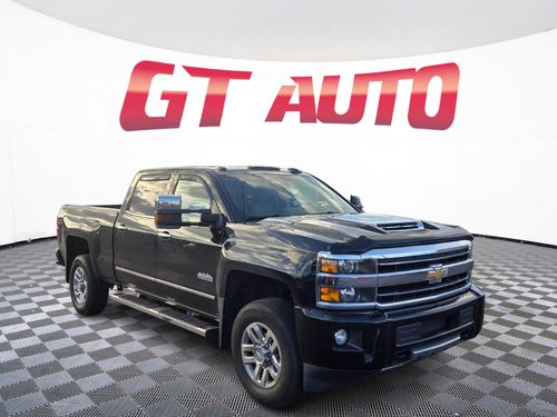 8142 - 2018 Chevrolet Silverado 3500HD High Country Pickup 4D 6 1/2 ft