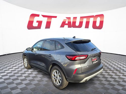 2025 Ford Escape Active Lower Image 2