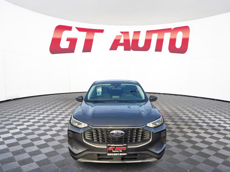 2025 Ford Escape Active Upper Image 2