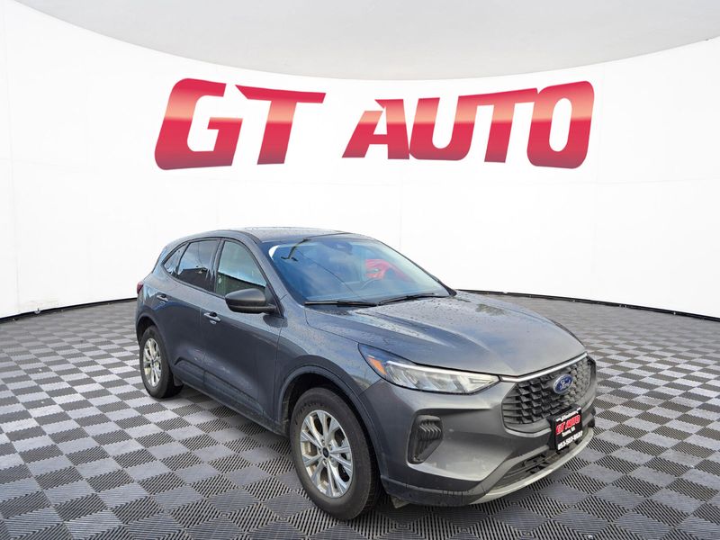 2025 Ford Escape Active Upper Image 1