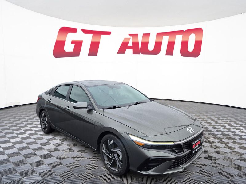 2024 Hyundai ELANTRA SEL Upper Image 1