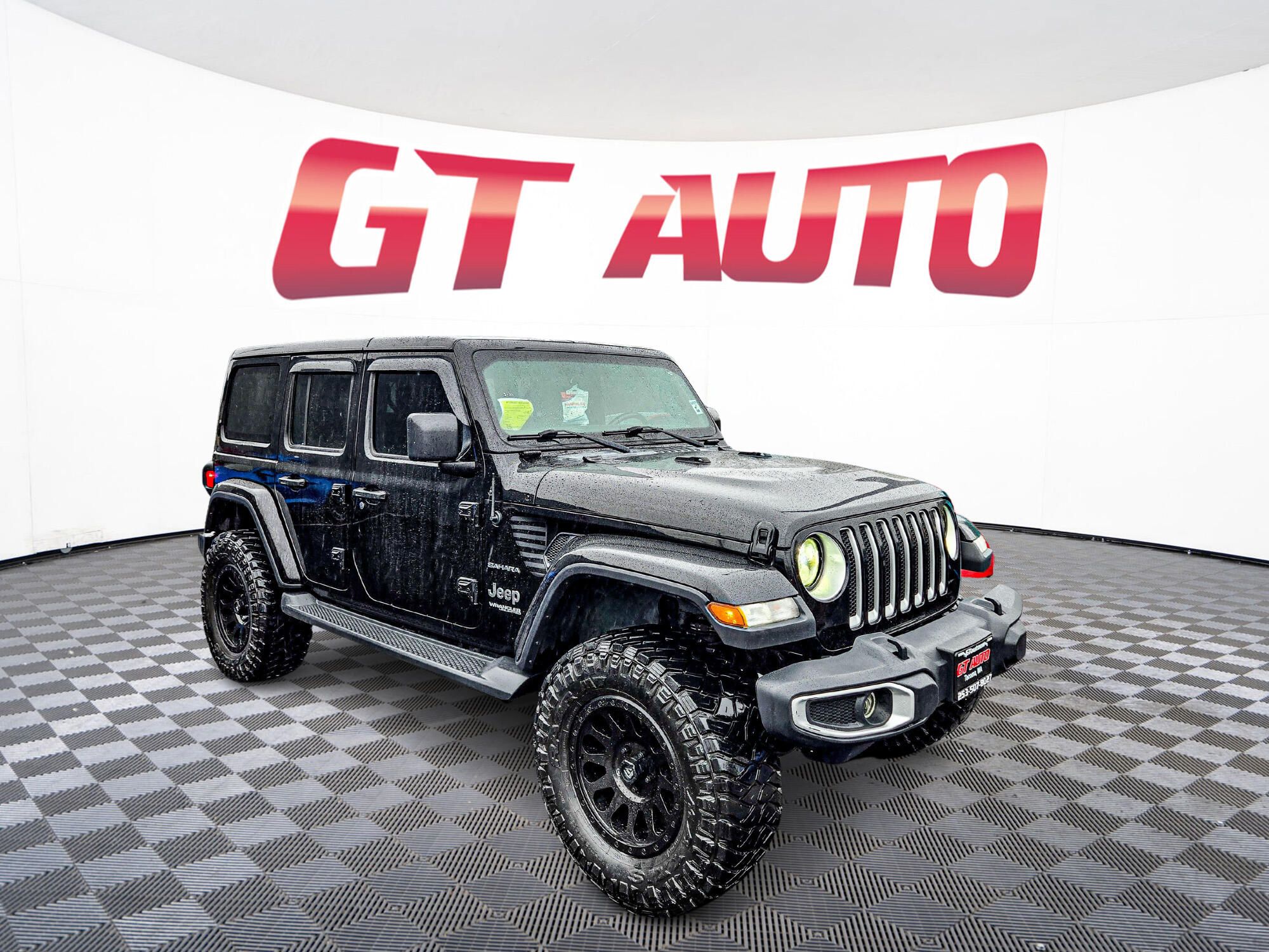 2020 Jeep Wrangler Unlimited Sahara's photo