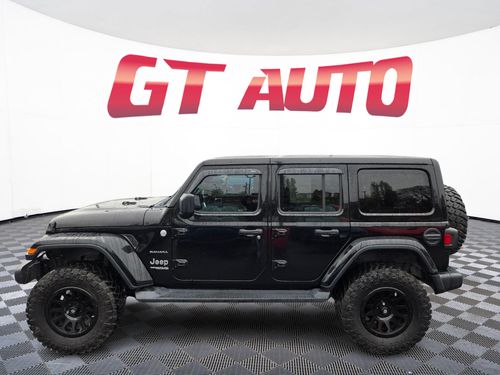 2020 Jeep Wrangler Unlimited Sahara Lower Image 2