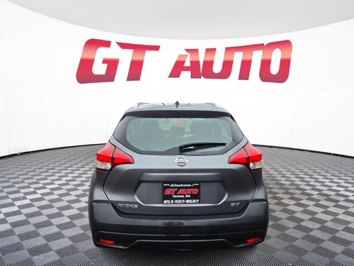 2019 Nissan Kicks SV Crossover Lower Image 3