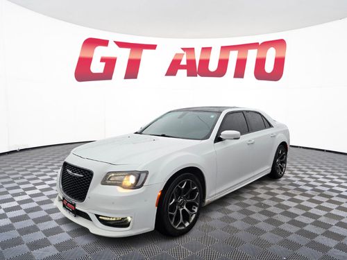 2018 Chrysler 300 S Lower Image 1