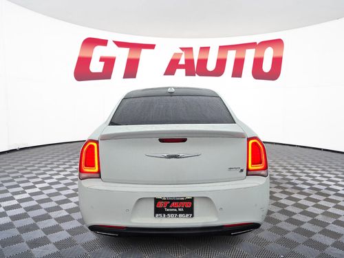 2018 Chrysler 300 S Lower Image 3