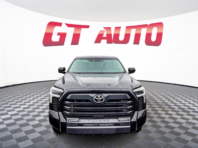 2024 Toyota Tundra SR5 CrewMax Upper Image 2