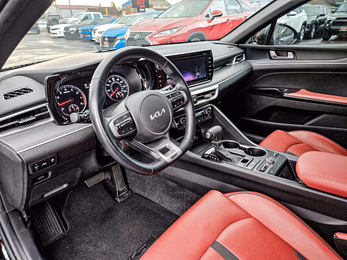 2024 Kia K5 GT-Line Image 9