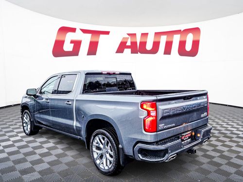 2020 Chevrolet Silverado 1500 High Country Pickup 4D 5 3/4 ft Lower Image 3