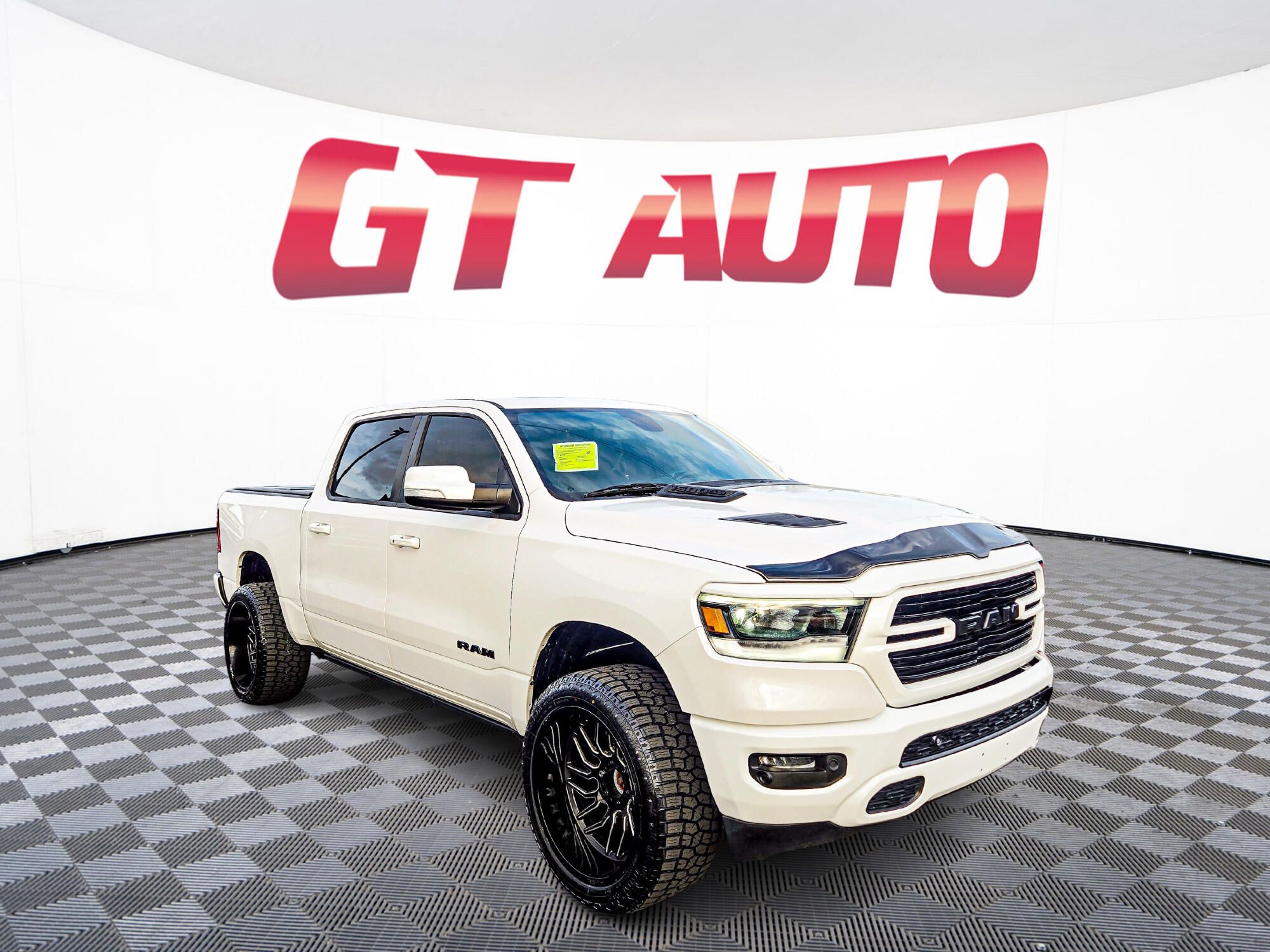 2020 RAM Ram 1500 Sport's photo
