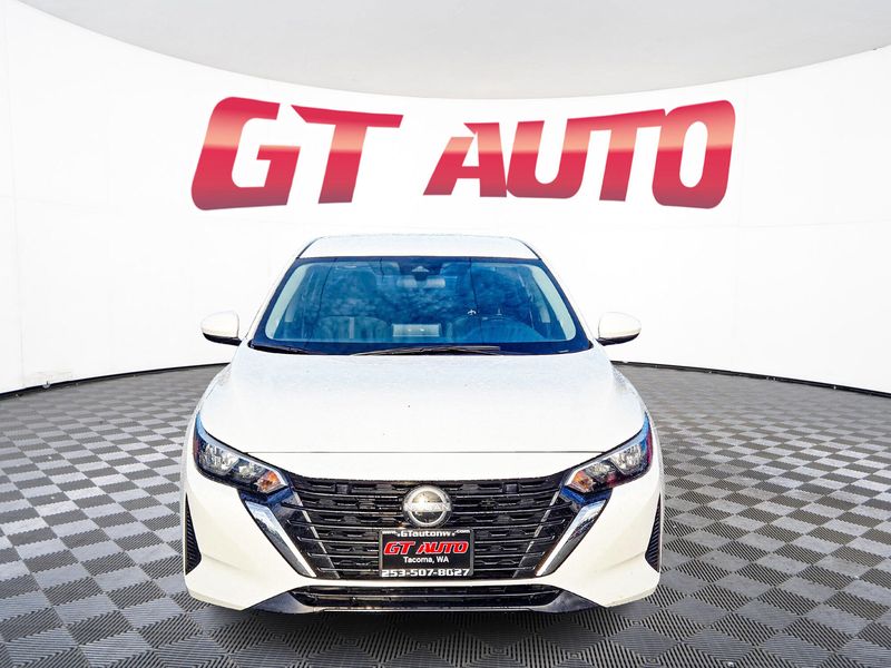 2024 Nissan Sentra SV Upper Image 2