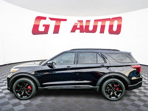 2024 Ford Explorer ST Lower Image 2