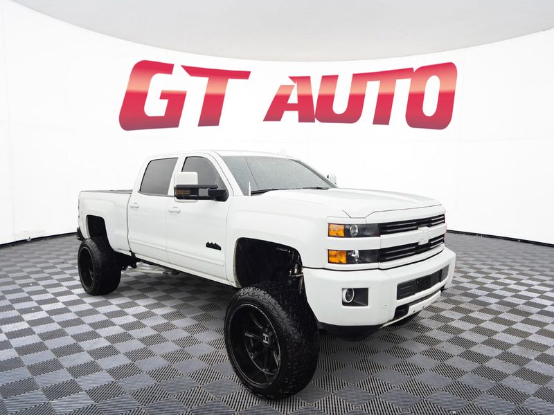 2016 Chevrolet Silverado 2500HD High Country Pickup 4D 6 1/2 ft Upper Image 1