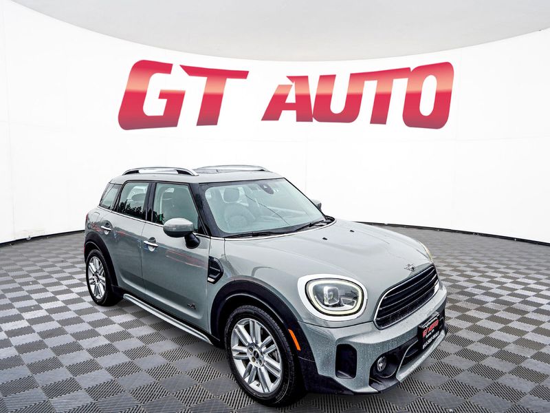 2022 MINI Countryman Cooper ALL4 Crossover Upper Image 1