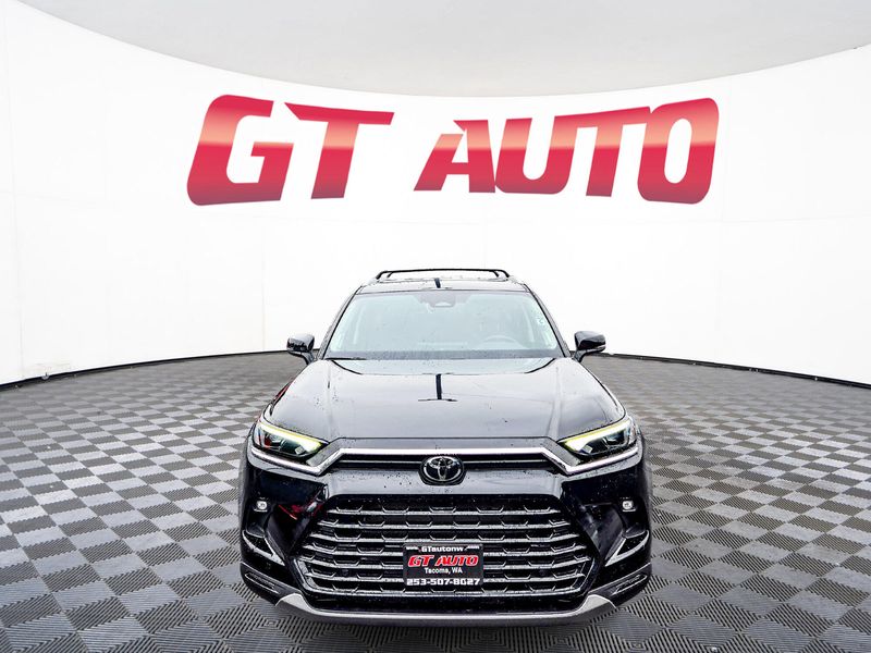 2024 Toyota Grand Highlander Limited Upper Image 2