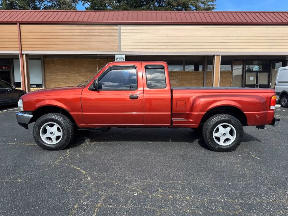 1999 Ford Ranger Pickup 4D SuperCab Image 3