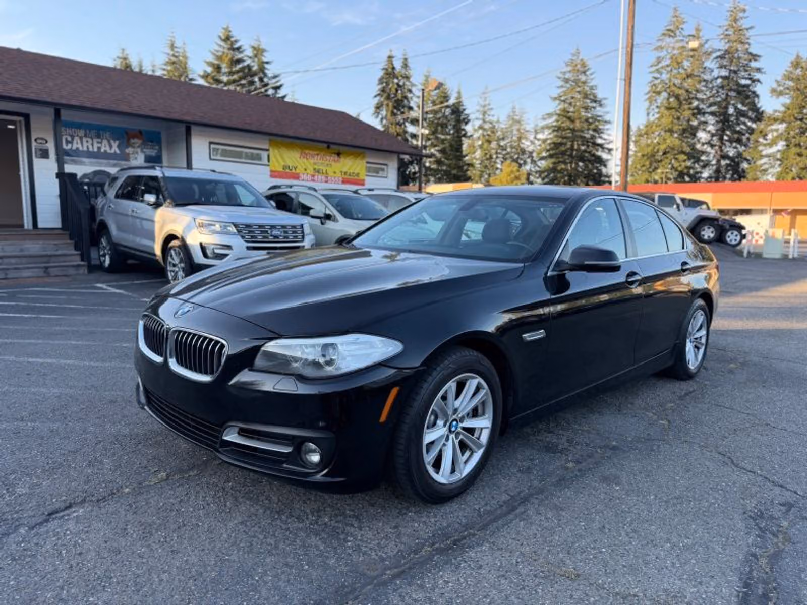 2016 BMW 5 Series 528i Upper Image 1