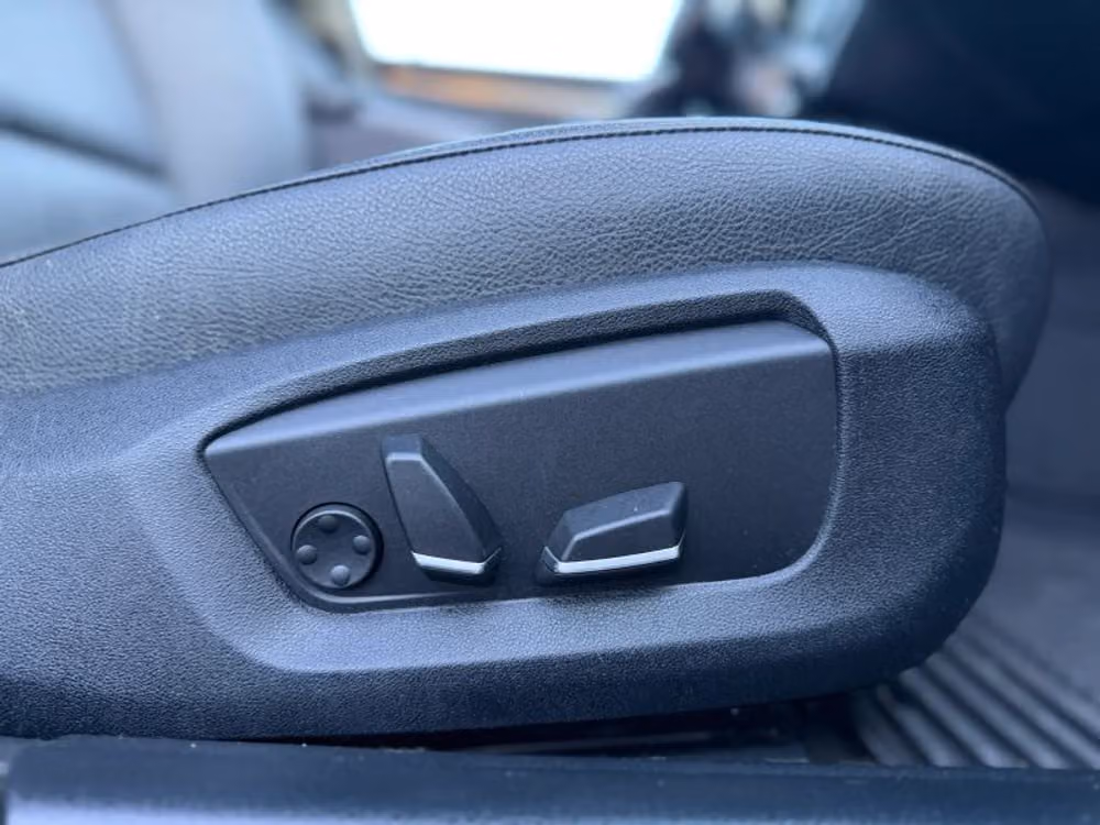 2016 BMW 5 Series 528i Image 16