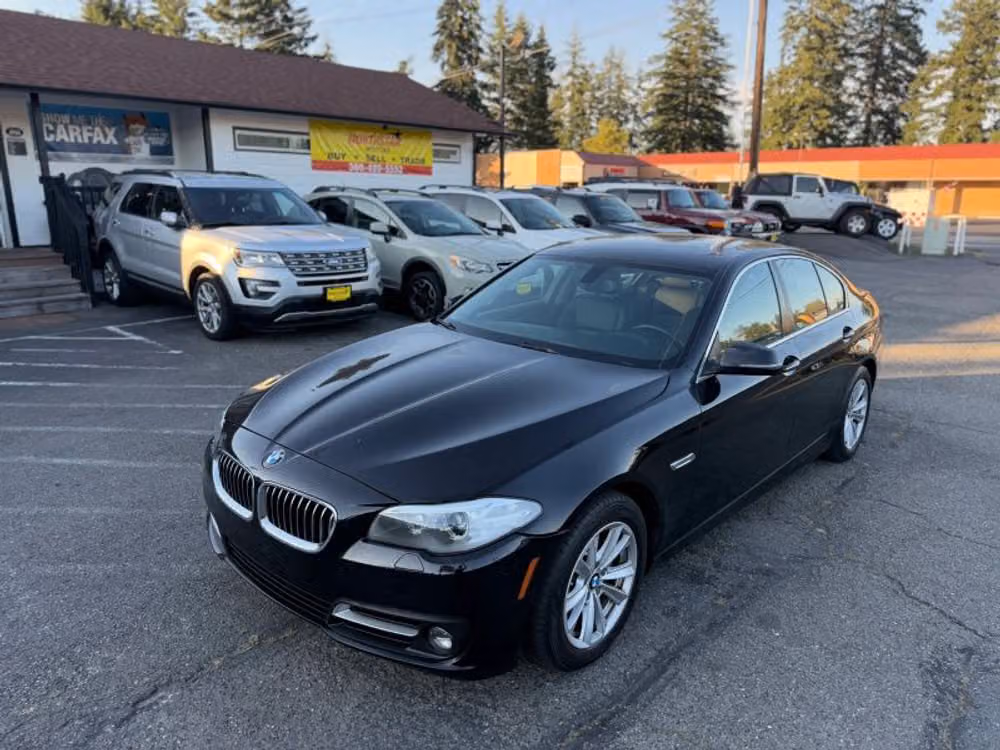 2016 BMW 5 Series 528i Image 43