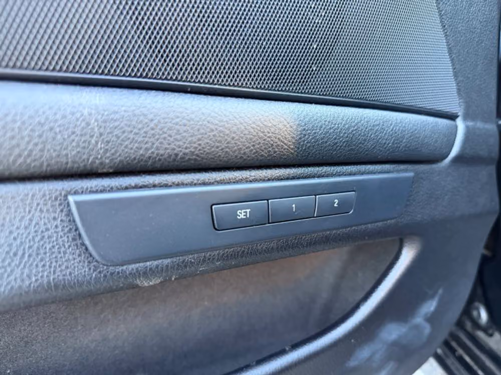 2016 BMW 5 Series 528i Image 28