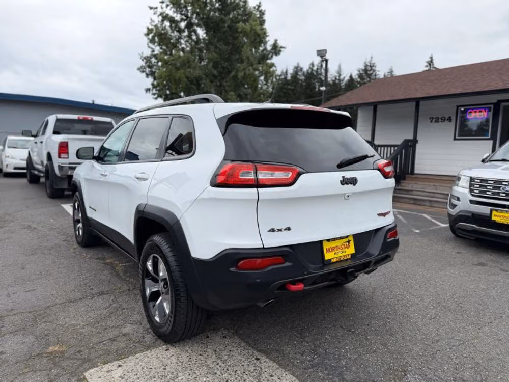 2015 Jeep Cherokee Trailhawk - Photo 2