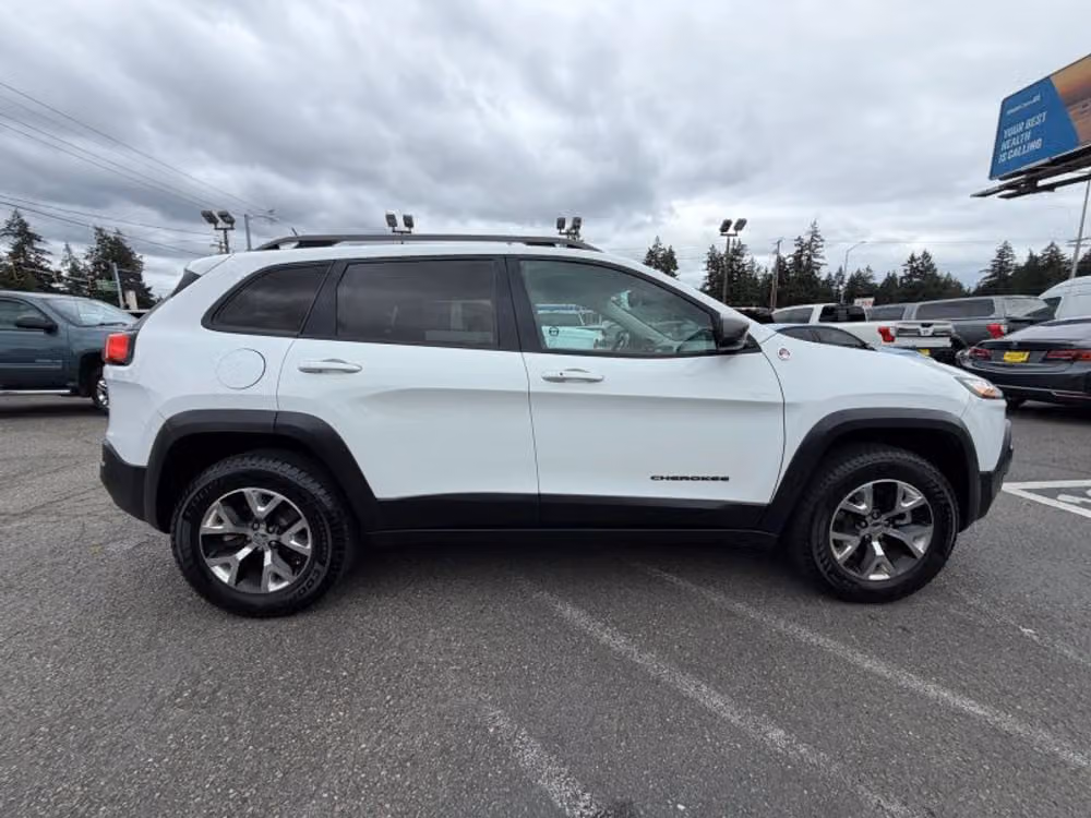 2015 Jeep Cherokee Trailhawk - Photo 5