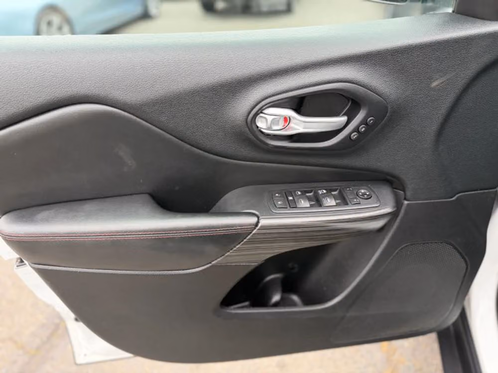 2015 Jeep Cherokee Trailhawk - Photo 27