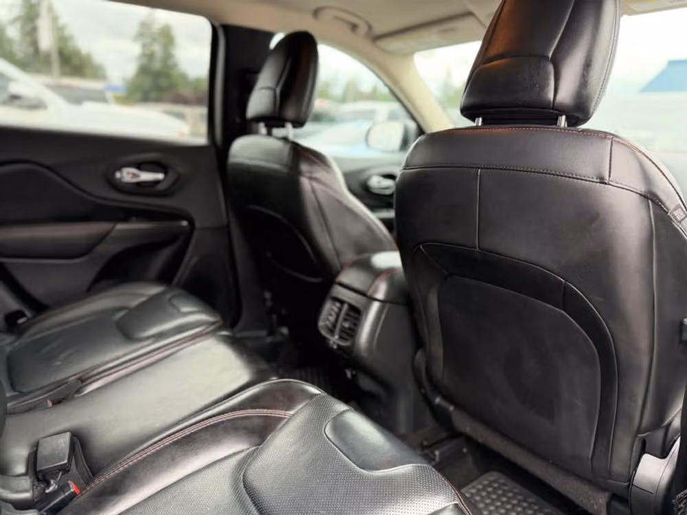2015 Jeep Cherokee Trailhawk - Photo 17