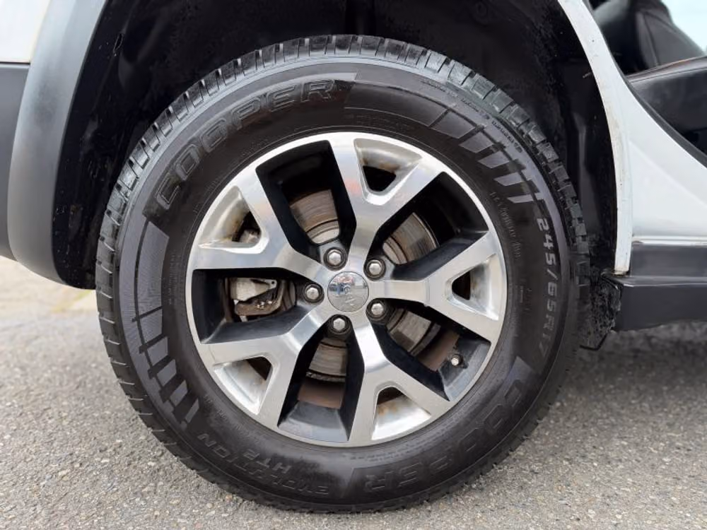 2015 Jeep Cherokee Trailhawk - Photo 19