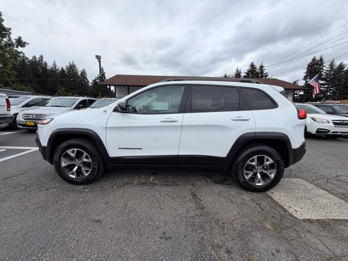 2015 Jeep Cherokee Trailhawk - Photo 46