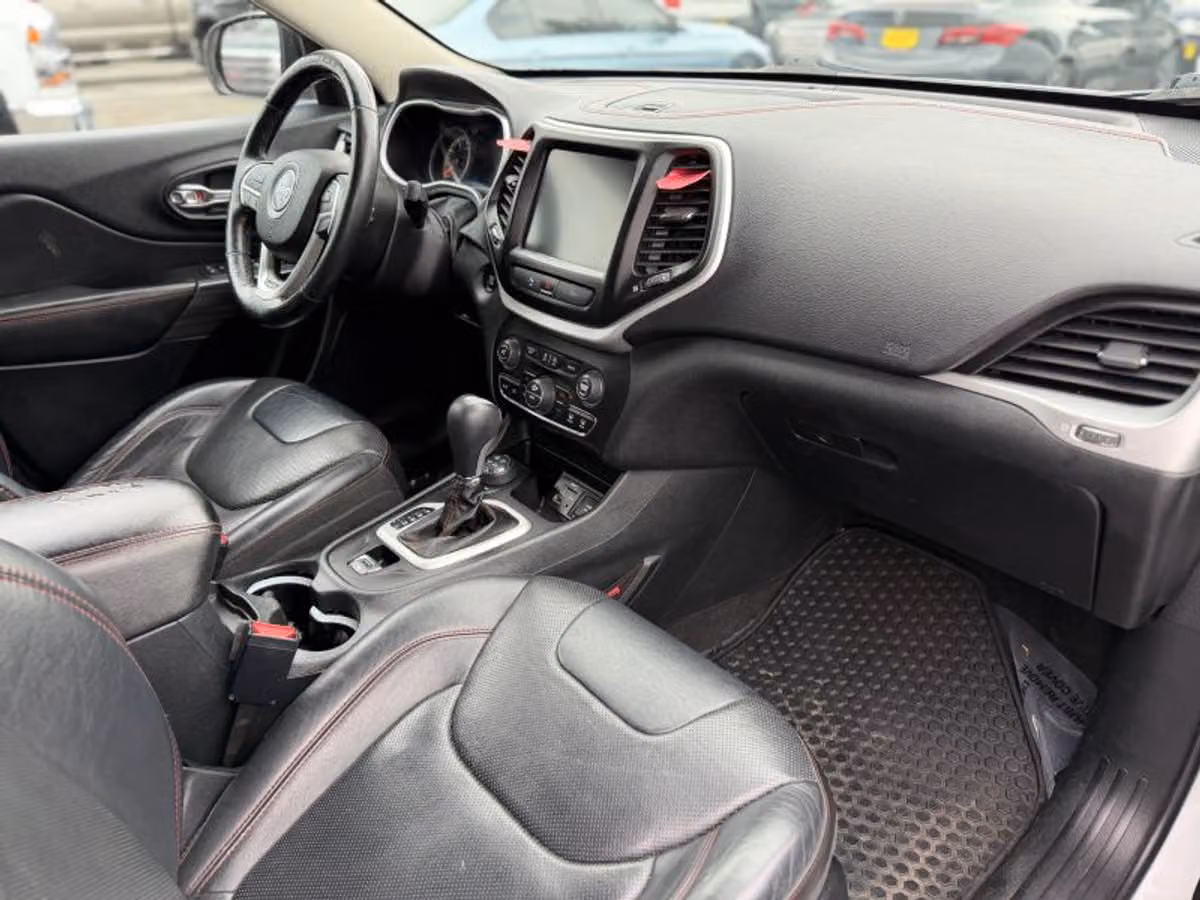2015 Jeep Cherokee Trailhawk - Photo 57