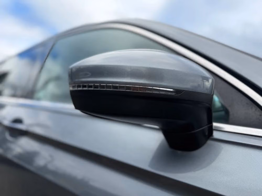 2021 Volkswagen Tiguan SE Image 10