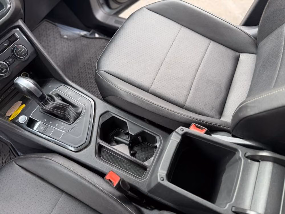 2021 Volkswagen Tiguan SE Image 36