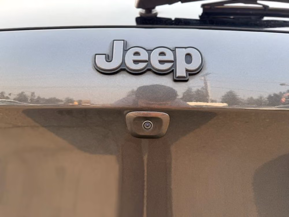 2015 Jeep Cherokee Trailhawk Image 19
