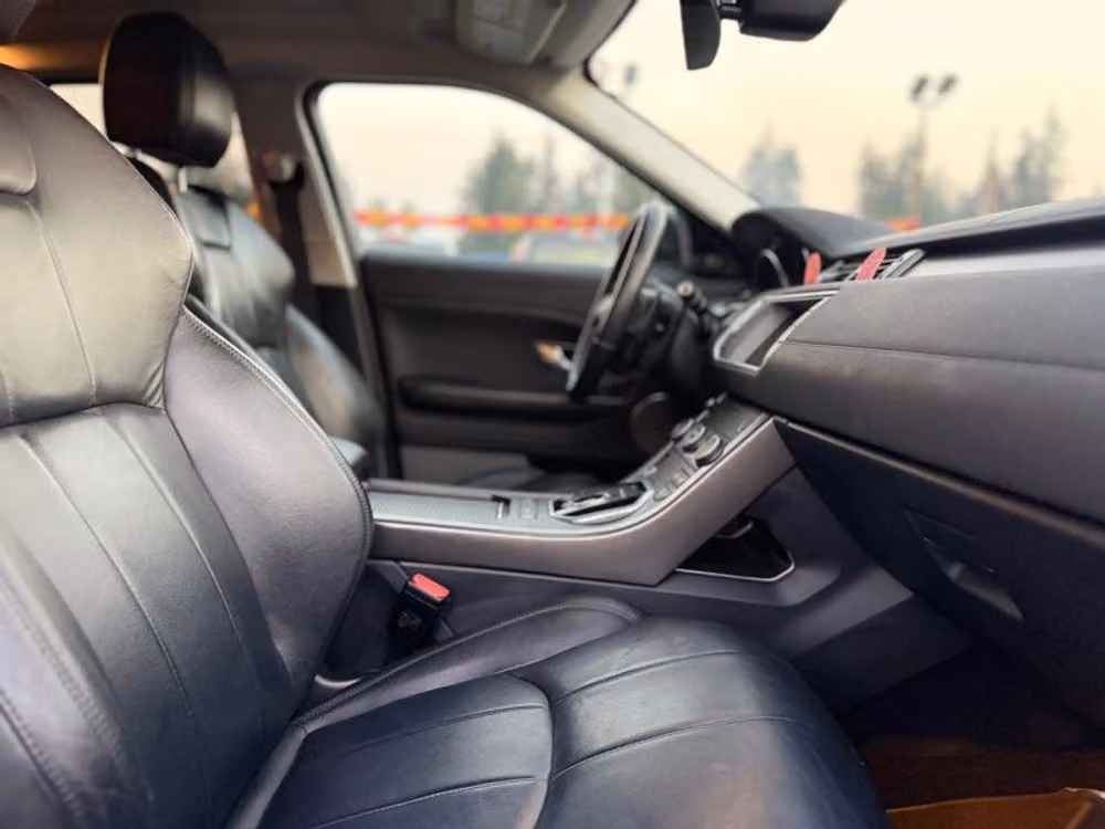 2018 Land Rover Range Rover Evoque SE Image 13